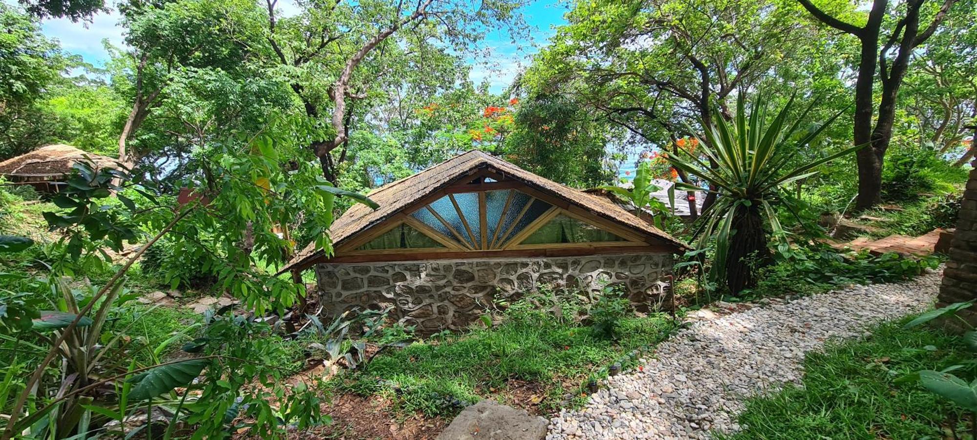 Butterfly Space- A Non-Profit Eco-Lodge Nkhata Bay Exterior foto