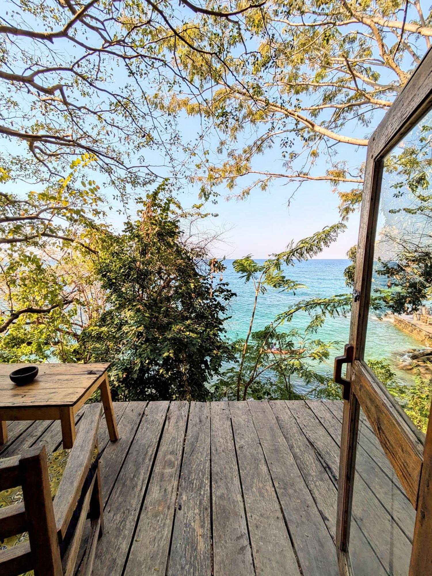 Butterfly Space- A Non-Profit Eco-Lodge Nkhata Bay Exterior foto