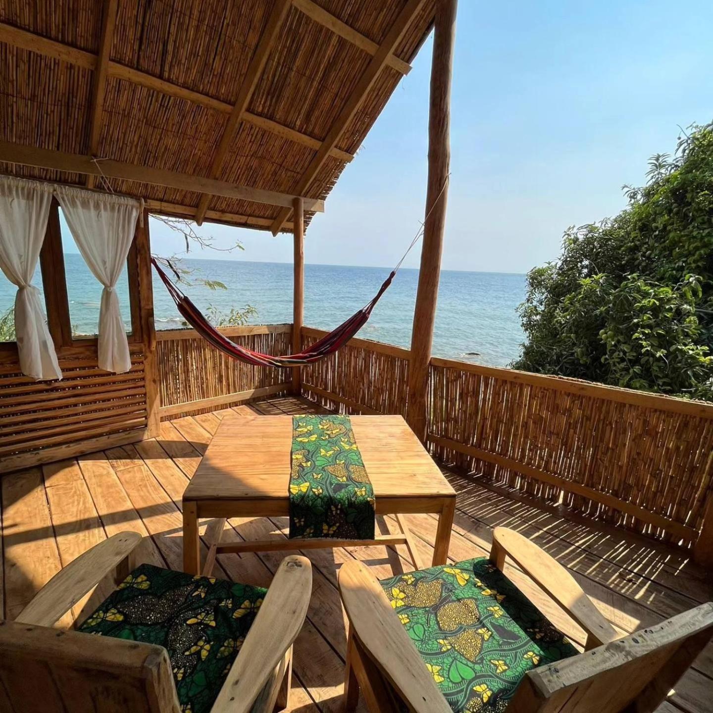 Butterfly Space- A Non-Profit Eco-Lodge Nkhata Bay Exterior foto