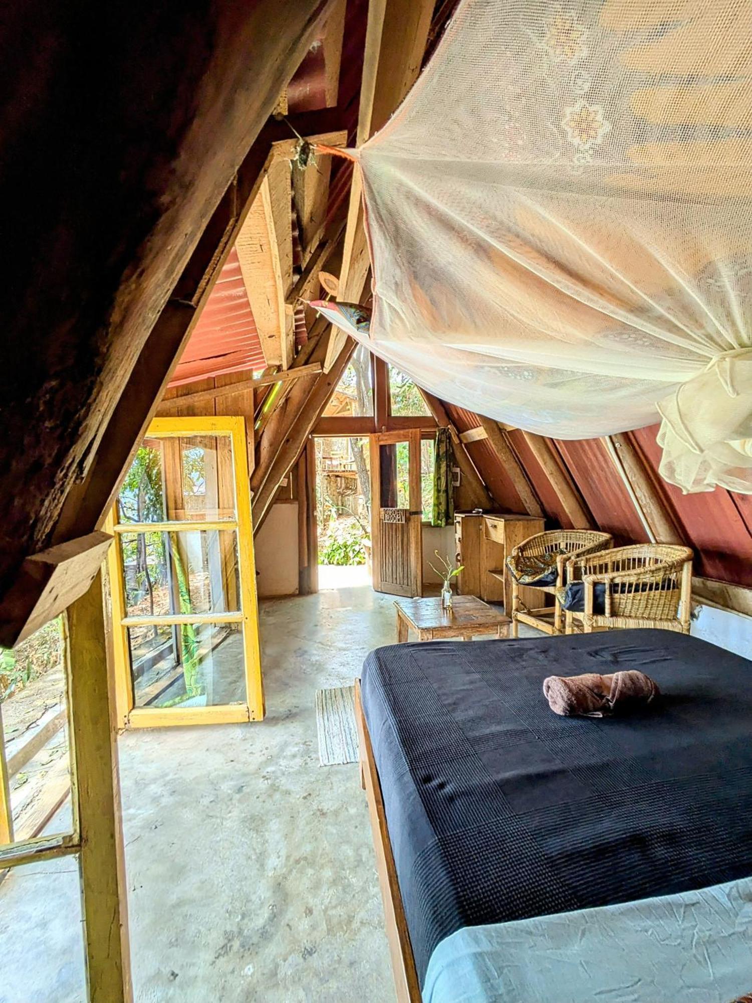 Butterfly Space- A Non-Profit Eco-Lodge Nkhata Bay Exterior foto